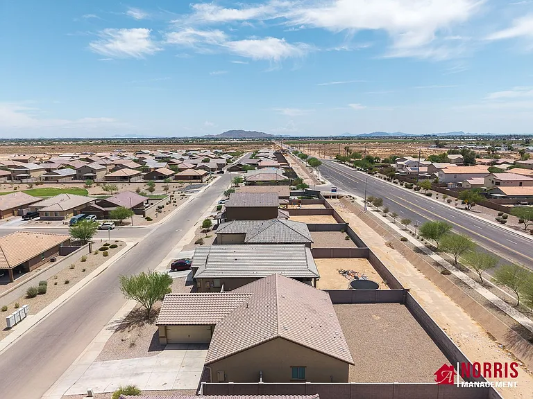 2577 N Agave Ln — Photo 43