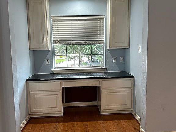 3rd image of 18302 Rittenhouse Park Ct
