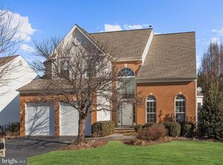 21383 Fultonham Cir, Ashburn, VA 20147