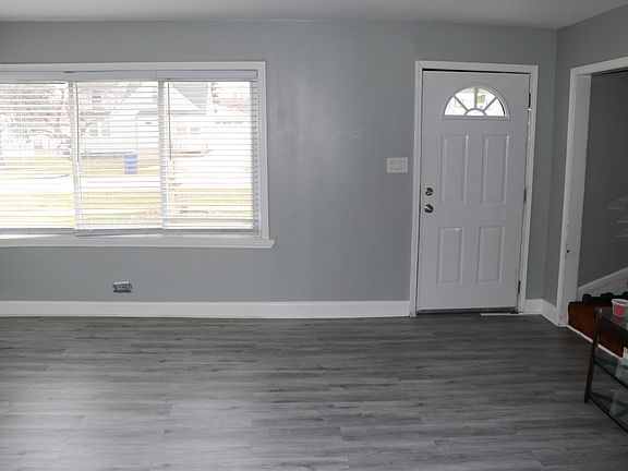 2nd image of 62 Franklin Dr