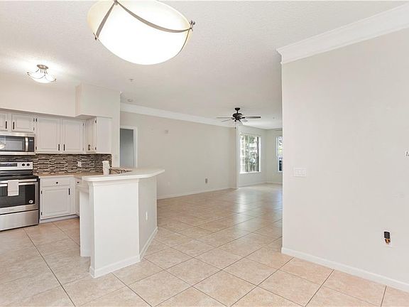 5th image of 13003 Plantation Park Cir APT 1312