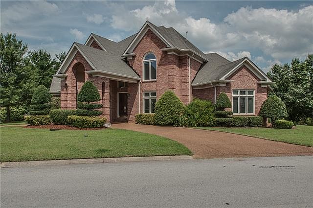 1st image of 901 Hillmont Ct