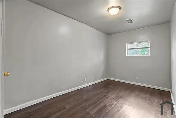 2568 W 19th Pl — Photo 12