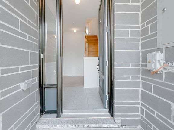 4th image of 15 Haydock Way
