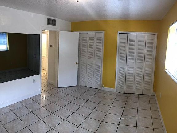 3rd image of 13725 NE 3rd Ct APT 8