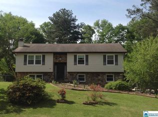 608 Wilderness Rd, Pelham, AL 35124