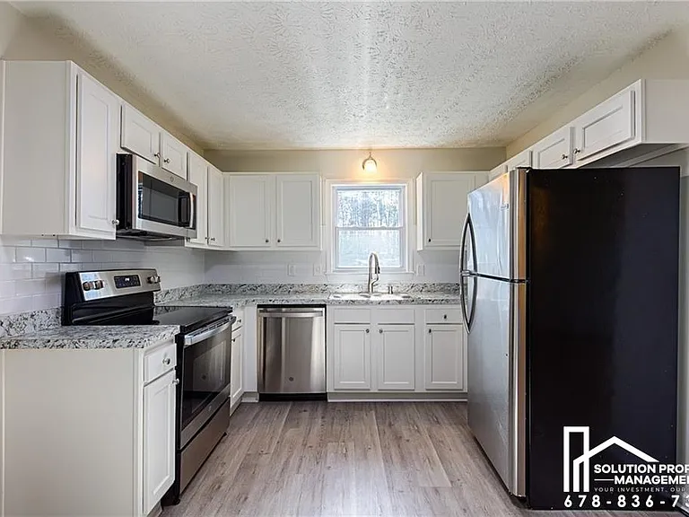4283 E Paulding Dr #A — Photo 3