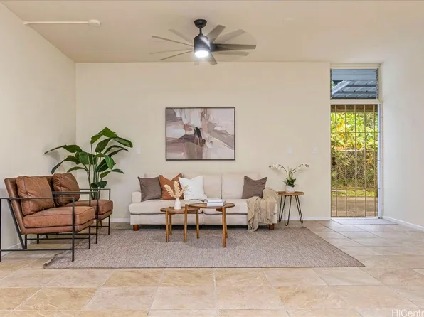 46-283 Kahuhipa St #C-b1, Kaneohe, HI 96744