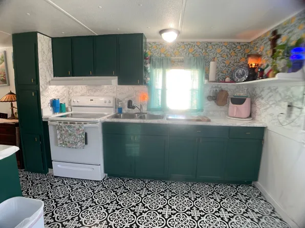 16500 Slater Rd #11, North Fort Myers, FL 33917