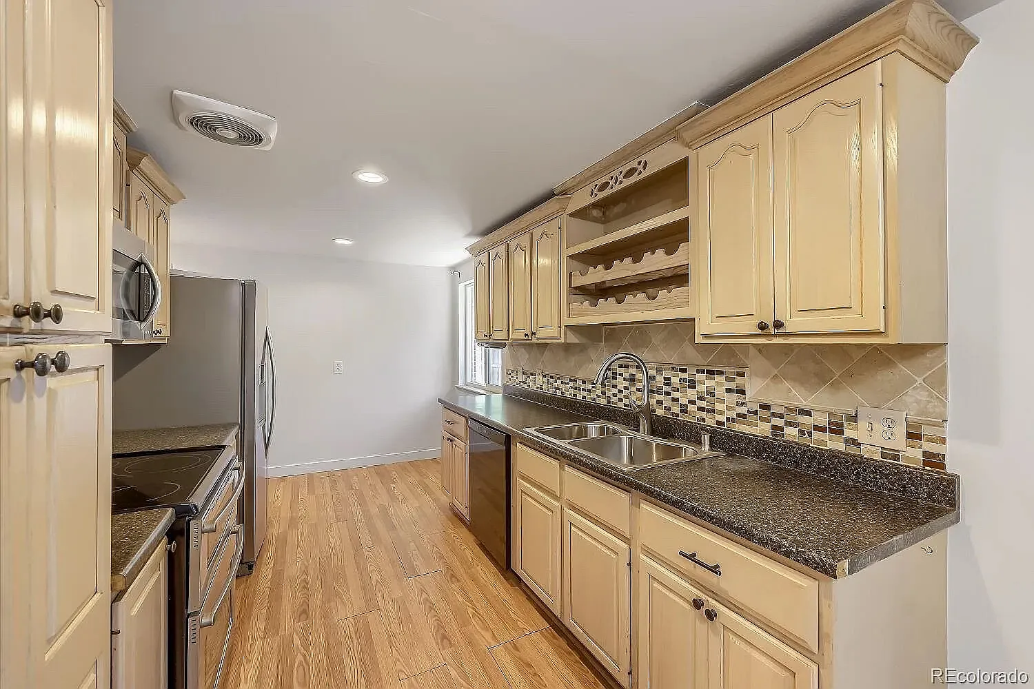 1640 Buchtel Boulevard South - 1 — Photo 4