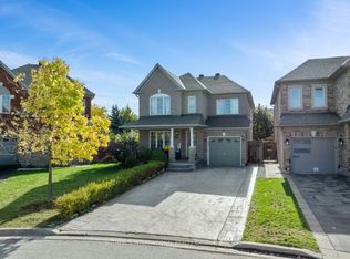 2182 Meadowglen Dr, Oakville, ON L6M4C9