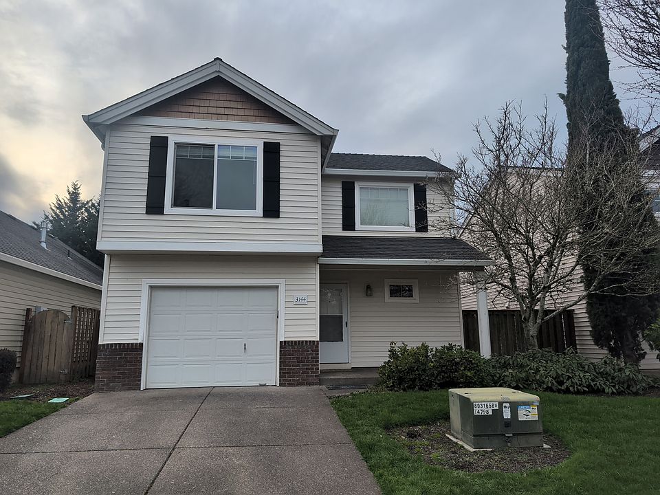 1st image of 3144 SE Sternwheeler Dr