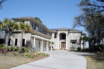 2nd image of 26 N Port Royal Dr