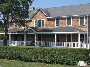 199 Coggeshall Ave, Newport, RI 02840