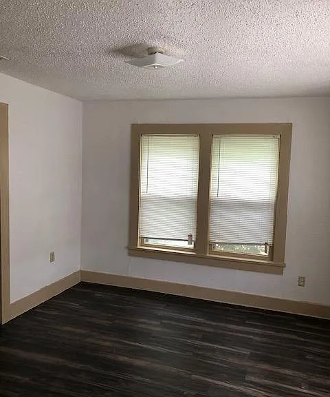3300 Purington Ave #B — Photo 8