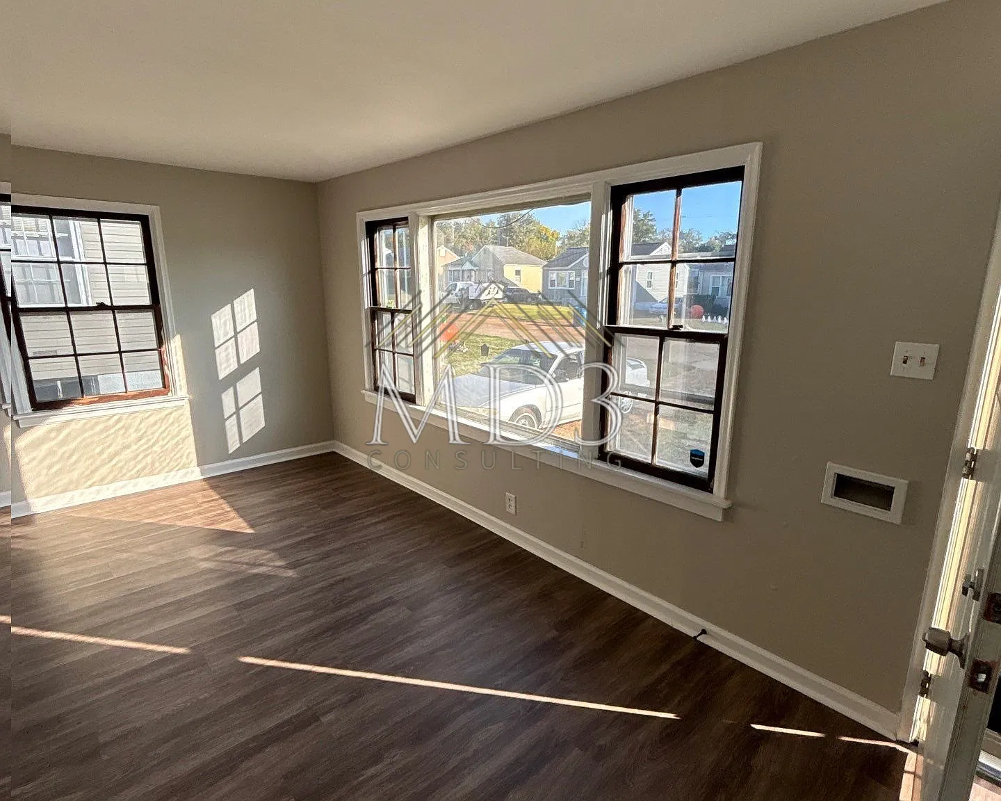 3 bed, 1292 sqft, $1,500 — Photo 3