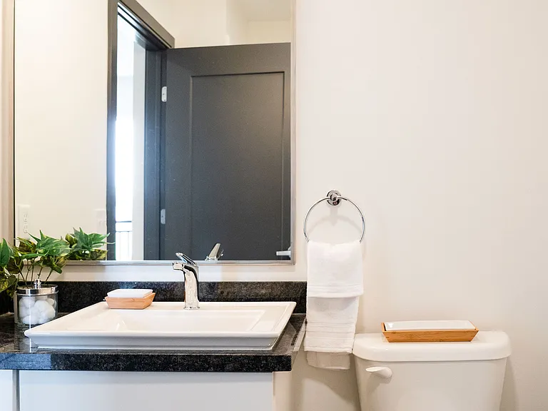 872 Seneca St #2C — Photo 5
