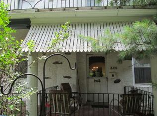 4426 Sherwood Rd, Philadelphia, PA 19131