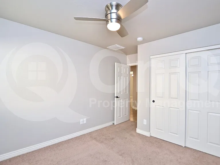 2223 E Hazeltine Way — Photo 17