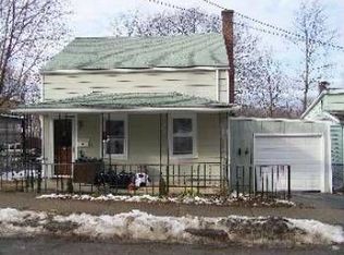 29 Spring St, Wappingers Falls, NY 12590