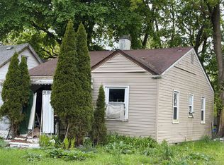 15087 Dacosta St, Detroit, MI 48223