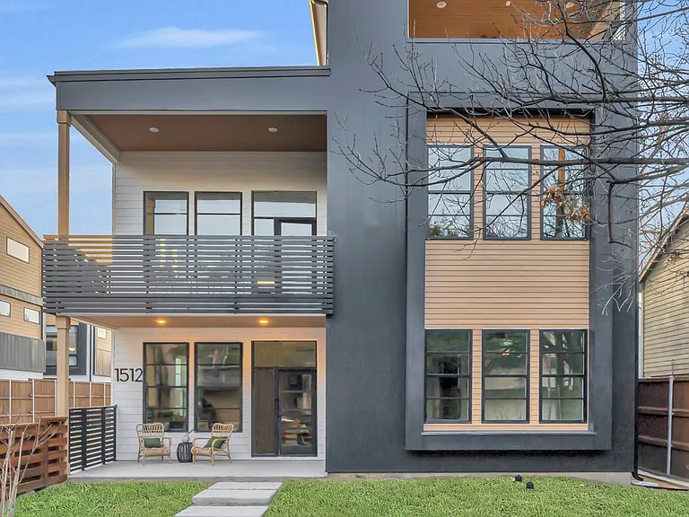 1512 Villars St — Photo 35