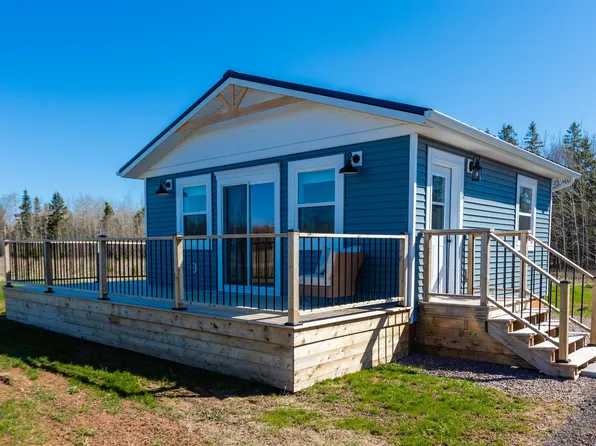 543 Ives Point, Miscouche, PE C0B 1T0