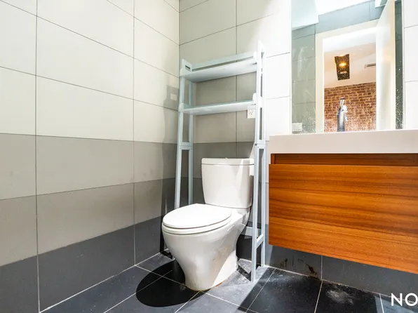 860 Macon Street image 5 of 13