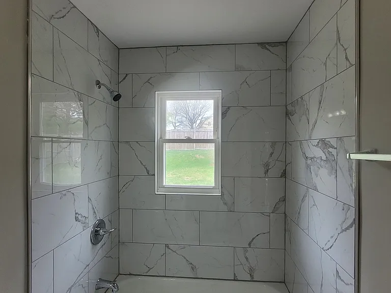 123 Polk Ave — Photo 8