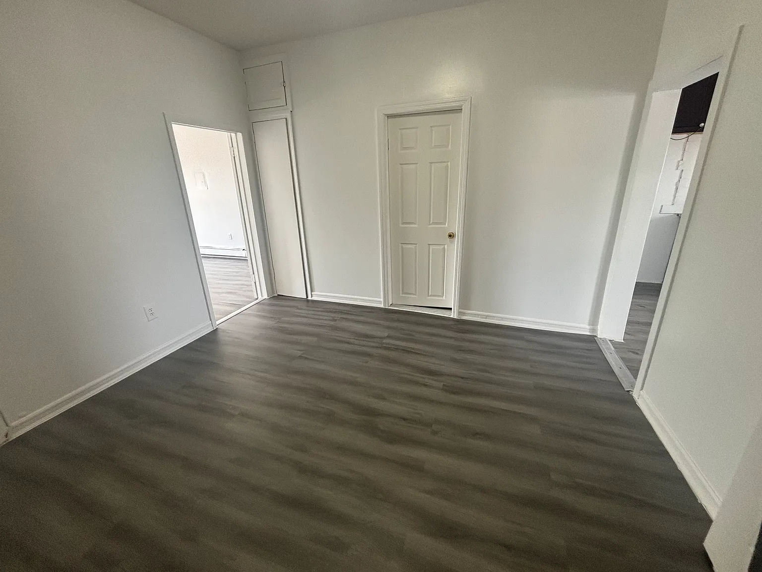 3 bed, $3,600 — Photo 1