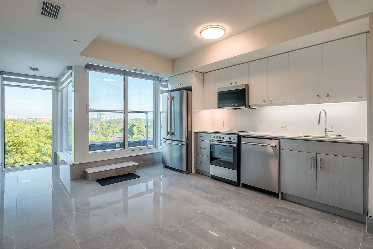 2 Manderley Dr - 704 — Photo 1