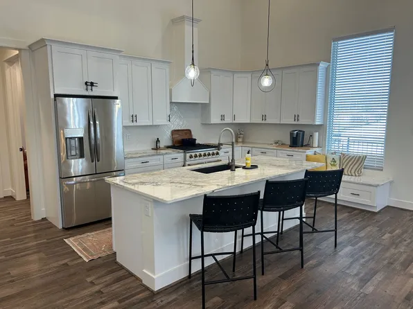 165 Morrow Ave Unit 201, Trussville, AL 35173