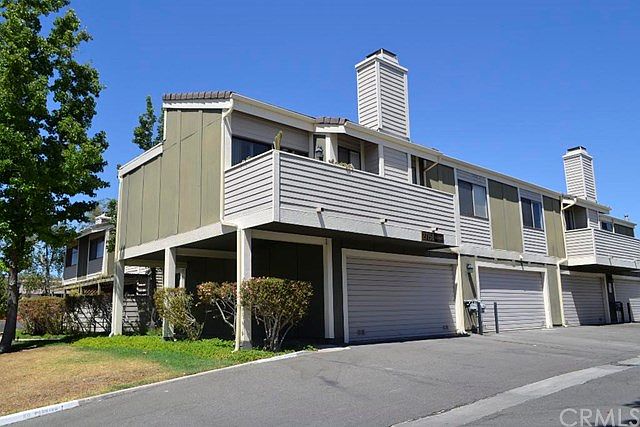 1st image of 27150 Hidaway Ave Unit 4
