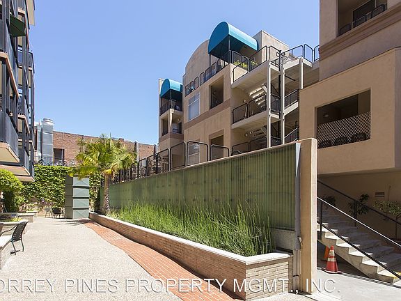 2nd image of 302 Island Ave APT 211