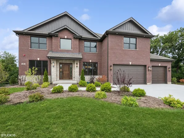 202 Mark Ln, Lake Zurich, IL 60047