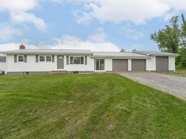 48 Skyline Dr, Morgantown, WV 26508