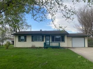 2950 S Iris Dr, Beloit, WI 53511