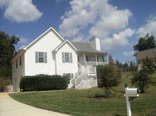 177 Hunters Lake Dr, Villa Rica, GA 30180