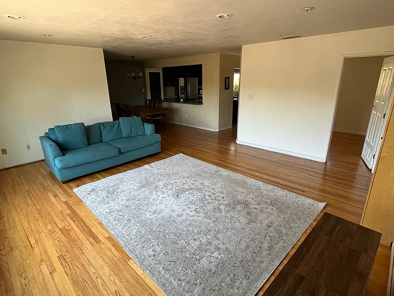5195 Alumni Pl — Photo 8