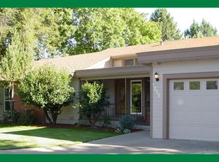 1285 E Park St, Grants Pass, OR 97527