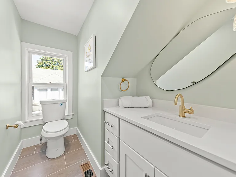 518 N Braddock St — Photo 29