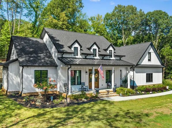 7605 Charlton Rd, Knoxville, TN 37920