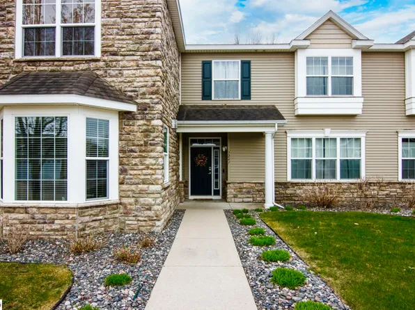 3247 Wexford Dr, Traverse City, MI 49685