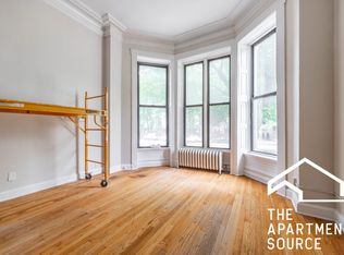 1015 N La Salle Dr #3F, Chicago, IL 60610