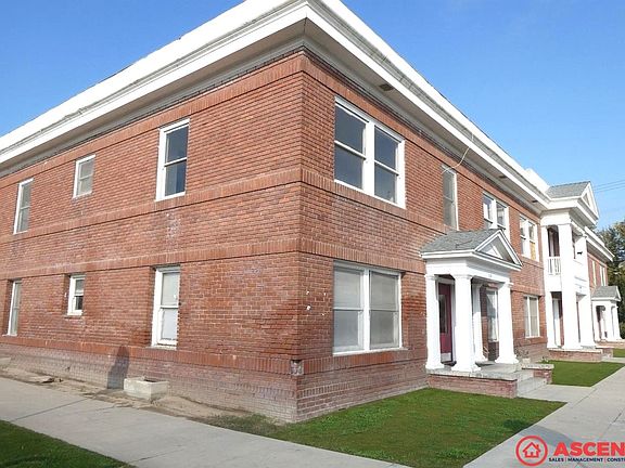 2nd image of 1701 B St #3