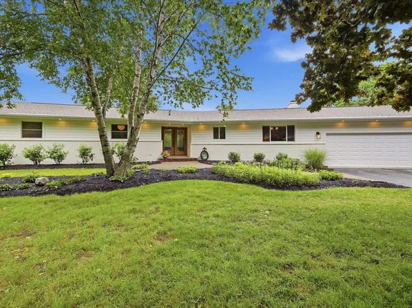 7288 S & Rd, Delavan, WI 53115