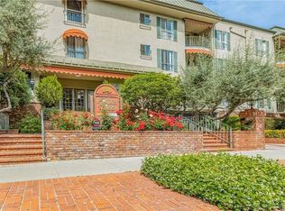 339 S Catalina Ave APT 319, Pasadena, CA 91106
