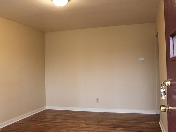 4th image of 122 Saint Ann Dr