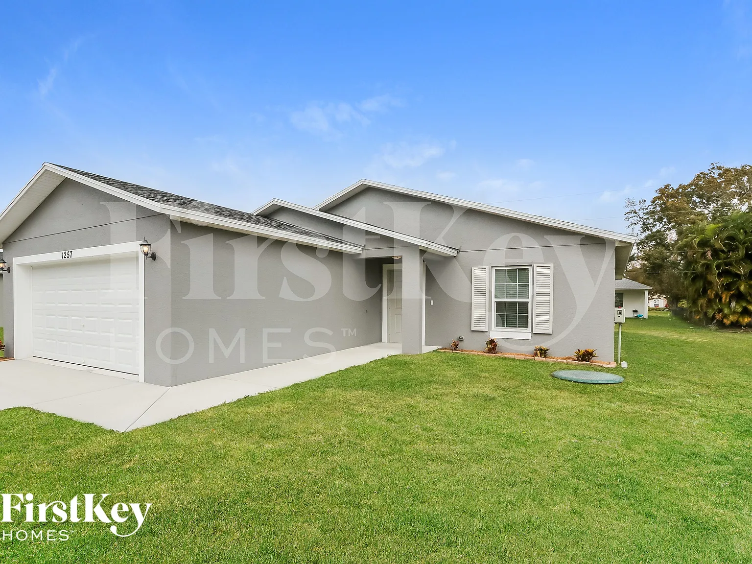 3 bed, 2.0 bath, 1597 sqft, $2,230 — Photo 1