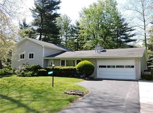 6635 Lincoln Pkwy, Sylvania, OH 43560